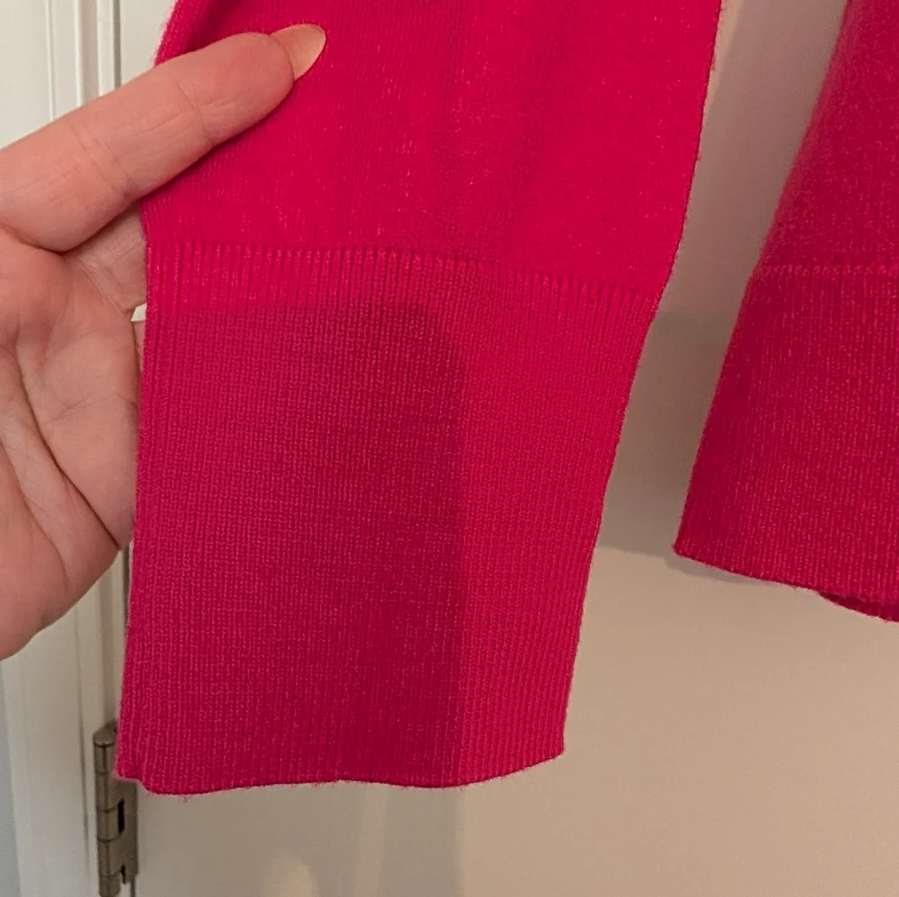 Tommy Hilfiger Women's Turtleneck Sweater M Hot Pink Bunched Shoulder Sleeve NWT - Picture 5 of 11
